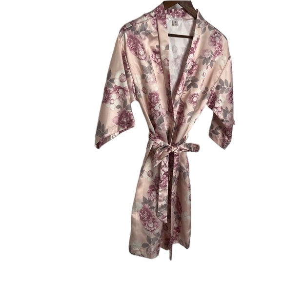 Flora Nikrooz Brenna Matte Satin Wrap Robe - Picture 4 of 8
